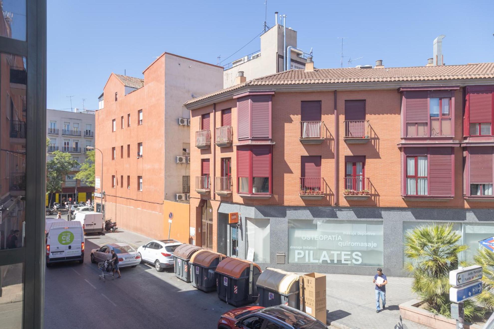 Luminoso Madrid Javalambre Temporal Exterior photo